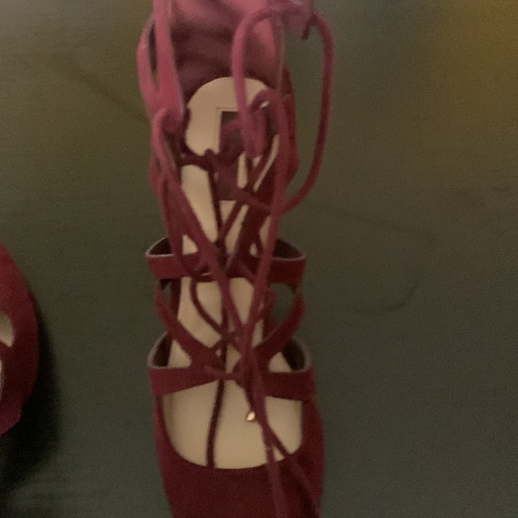 Burgundy faux suede tie up pumps with pointed toe, size 7 - Picture 7 of 9